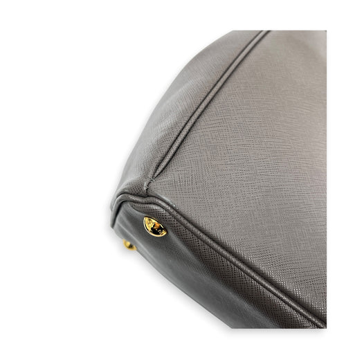 Galleria Top Handle Bag Large Argilla in Saffiano Leather, Gold hardware