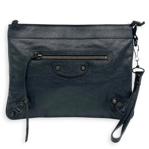 Classic Clutch Noir in Lambskin, Antique Brass hardware