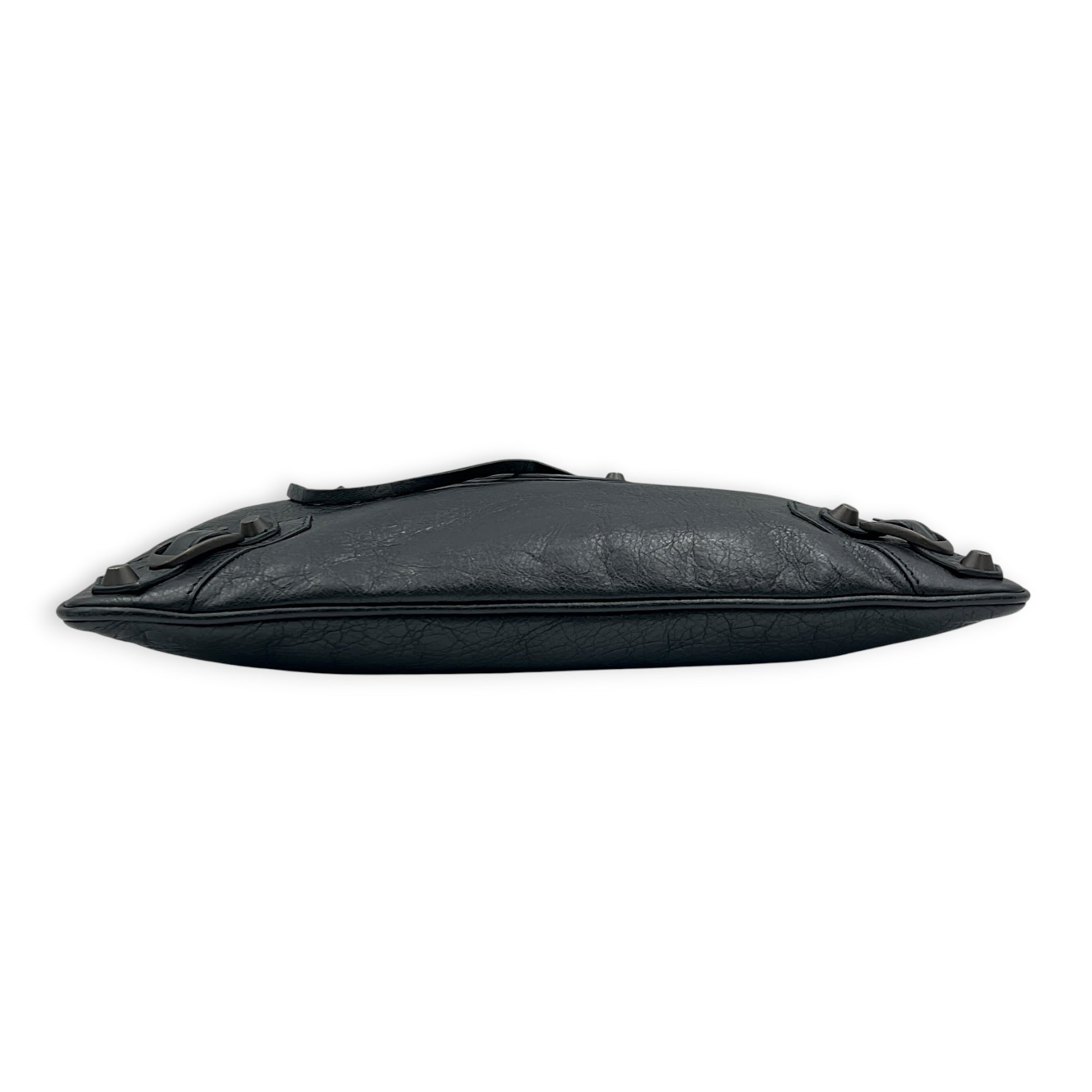 Classic Clutch Noir in Lambskin, Antique Brass hardware