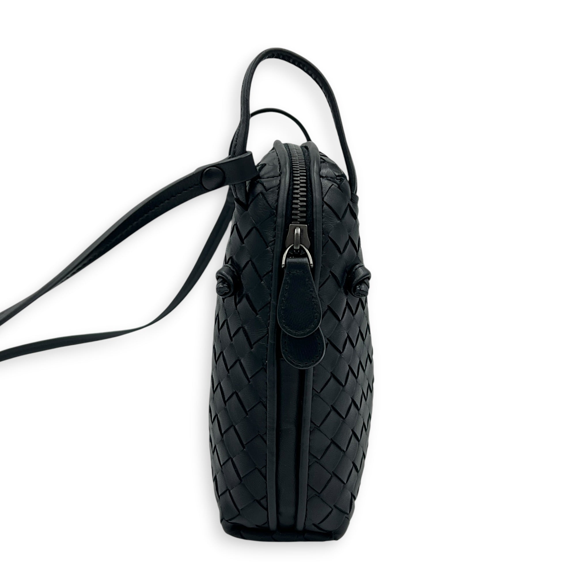 Intrecciato Crossbody Bag Black in Intrecciato Leather, Gunmetal hardware