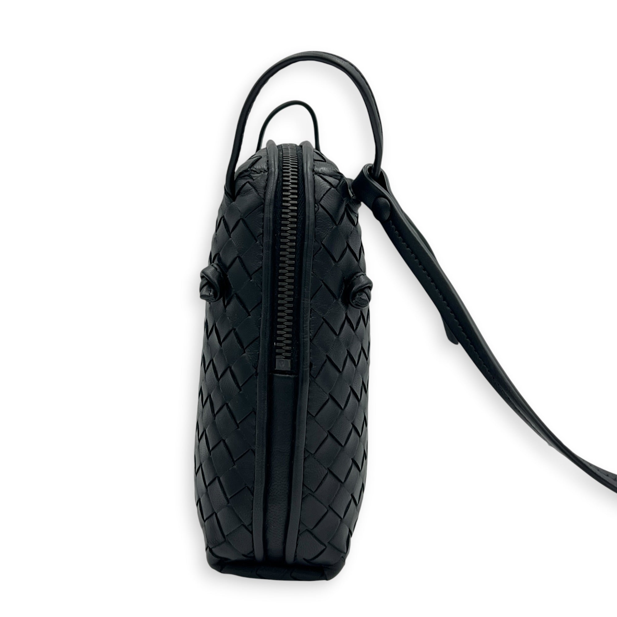 Intrecciato Crossbody Bag Black in Intrecciato Leather, Gunmetal hardware