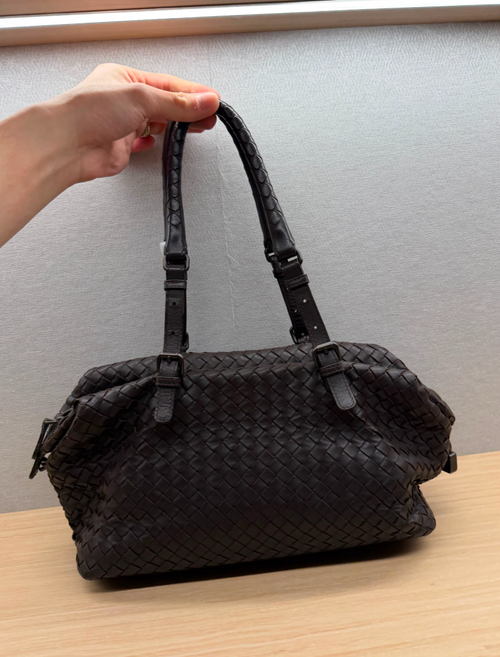 Intrecciato Shoulder Bag Brown in Calfskin, Ruthenium hardware