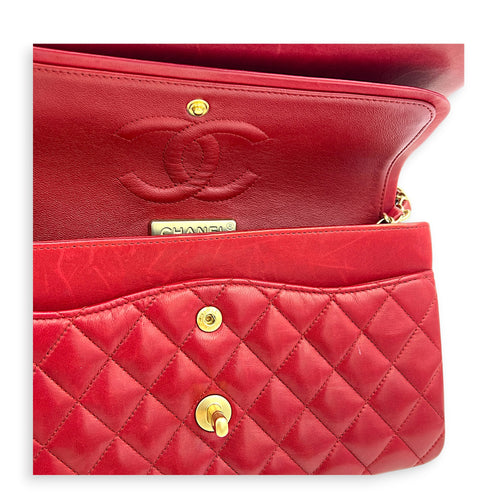 Classic Double Flap Charm Medium Red Shoulder Bag in Lambskin, Gold hardware