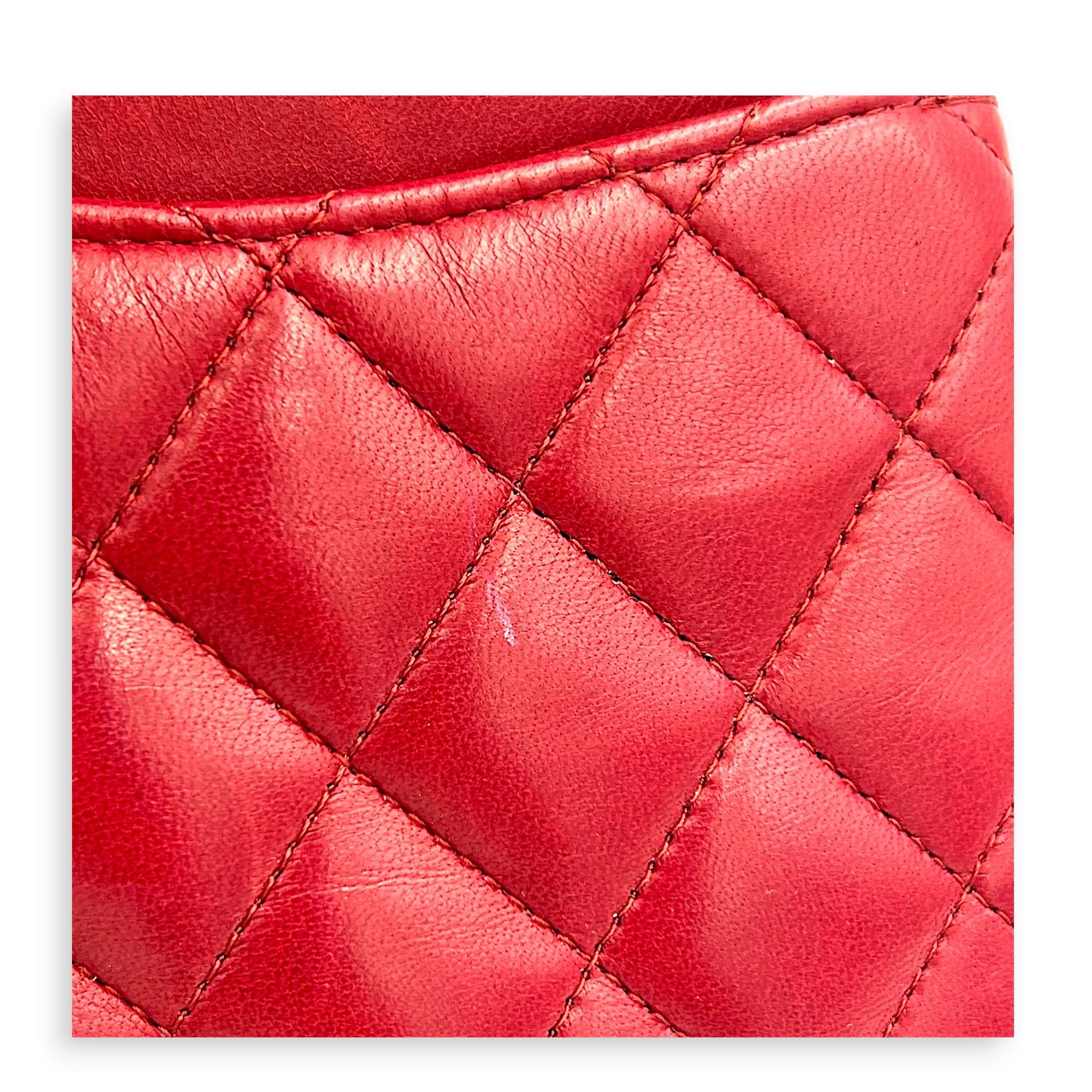 Classic Double Flap Charm Medium Red Shoulder Bag in Lambskin, Gold hardware