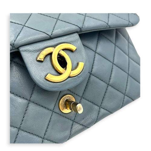 CC Crown Flap Blue Shoulder Bag in Calfskin, Gold hardware