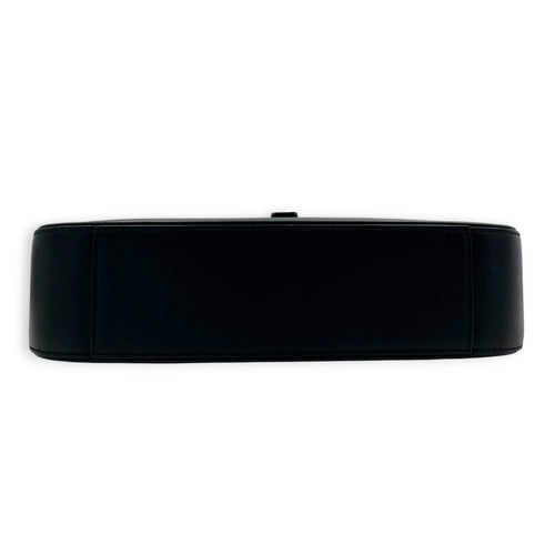 Le 5 A 7 Black Shoulder Bag in Calfskin, Gold hardware