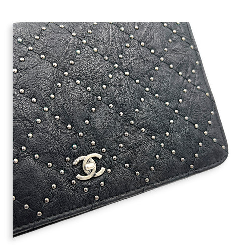 CC Studs Wallet On Chain Black in Calfskin, Silver hardware