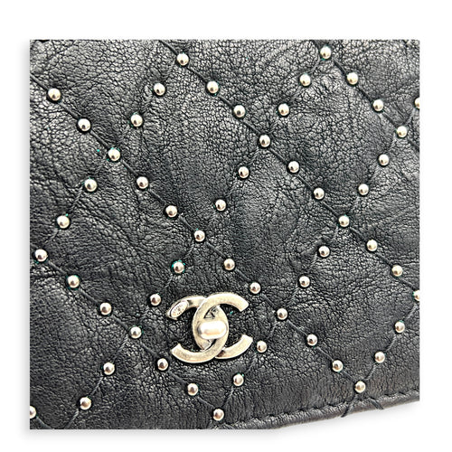 CC Studs Wallet On Chain Black in Calfskin, Silver hardware