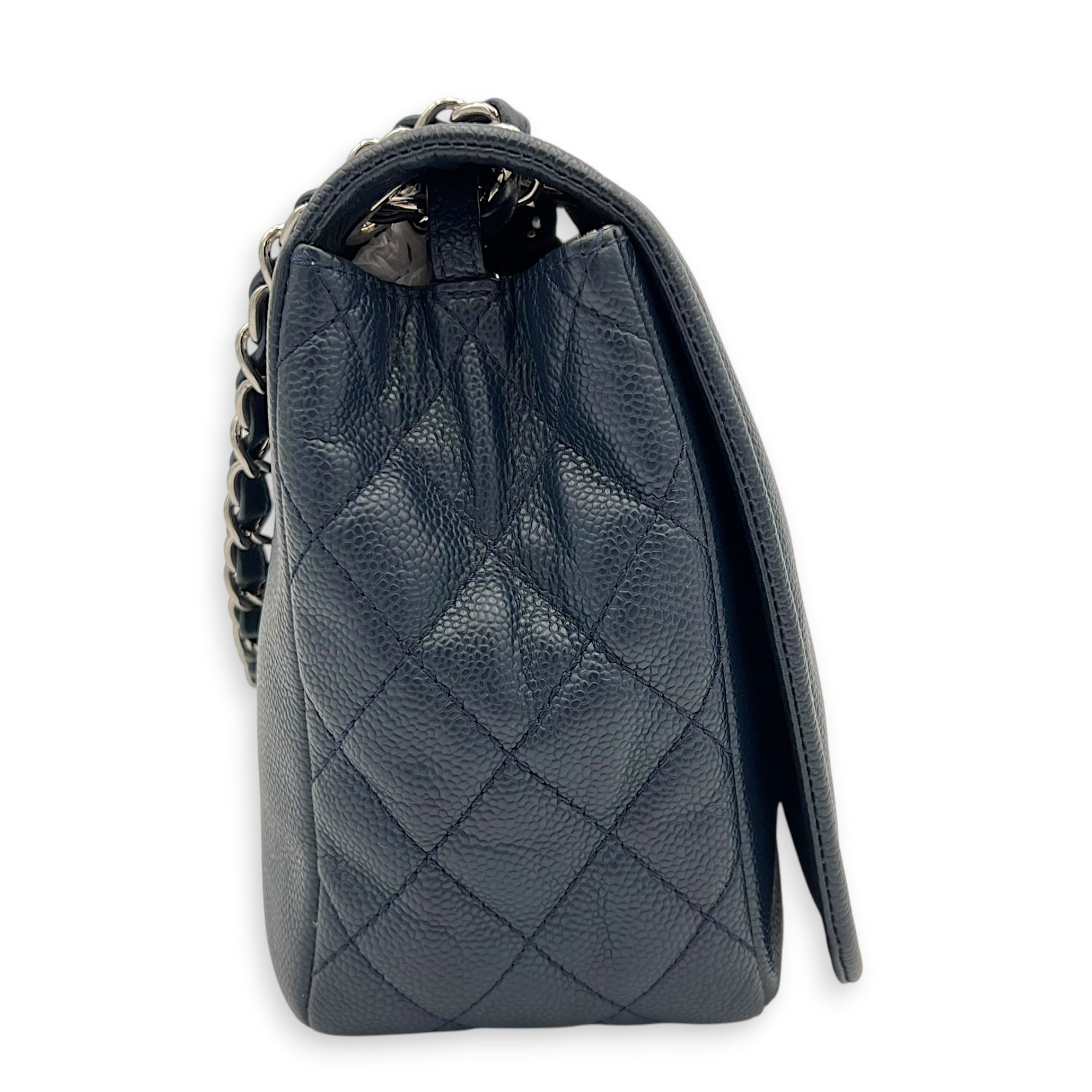 Timeless CC Shoulder Bag Navy in Caviar Leather, Silver hardware