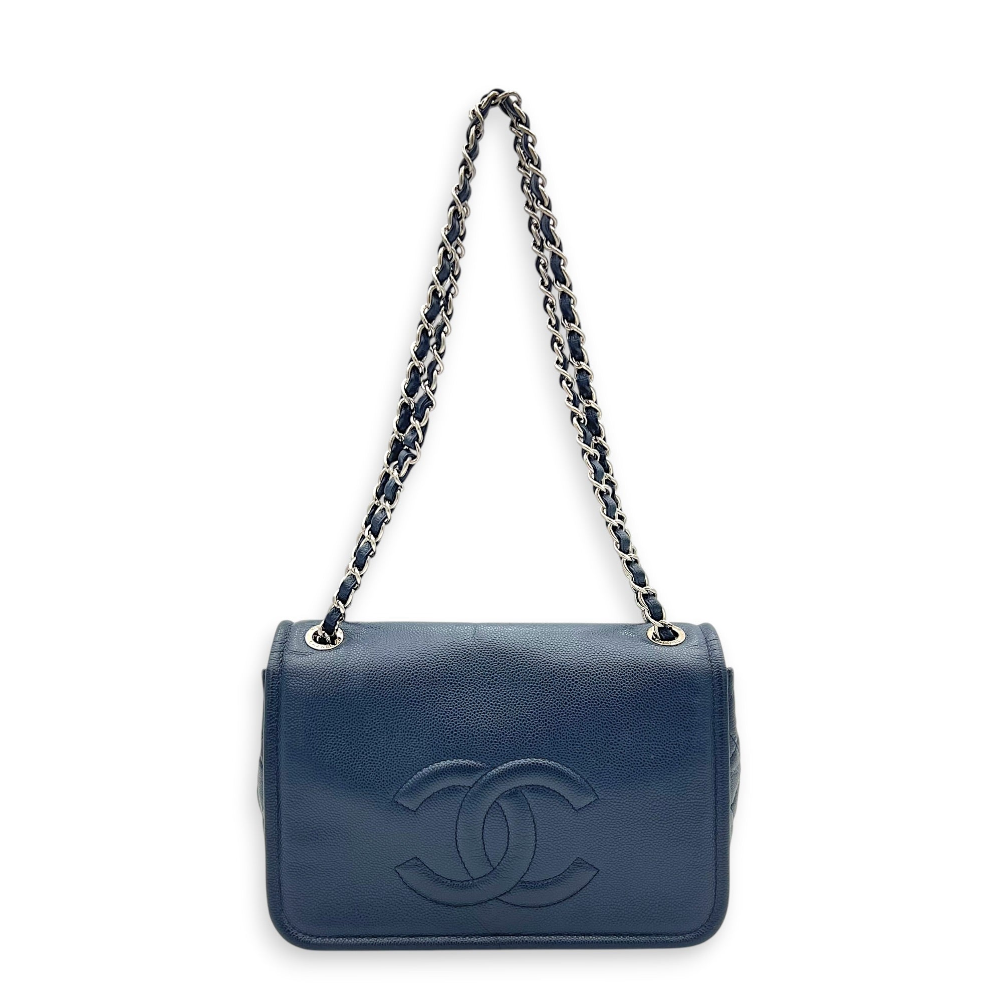 Timeless CC Shoulder Bag Navy in Caviar Leather, Silver hardware