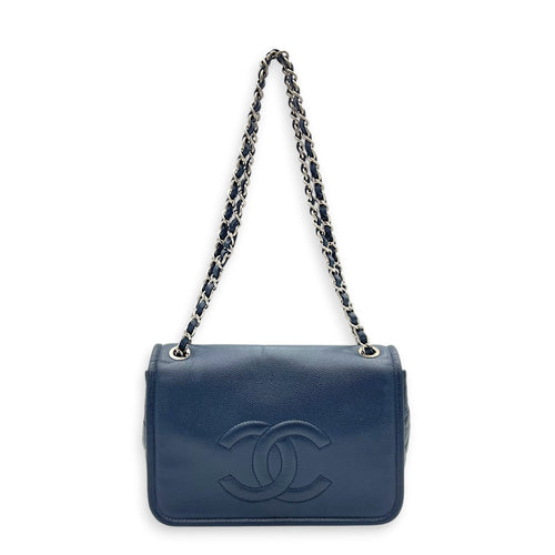 Timeless CC Shoulder Bag Navy in Caviar Leather, Silver hardware