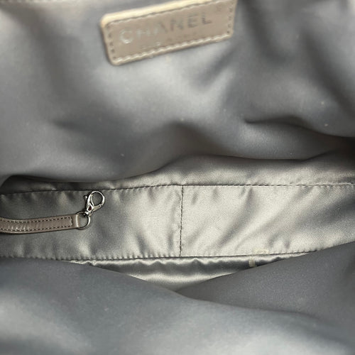 GST Tote Bag Grey in Caviar Leather, Silver hardware