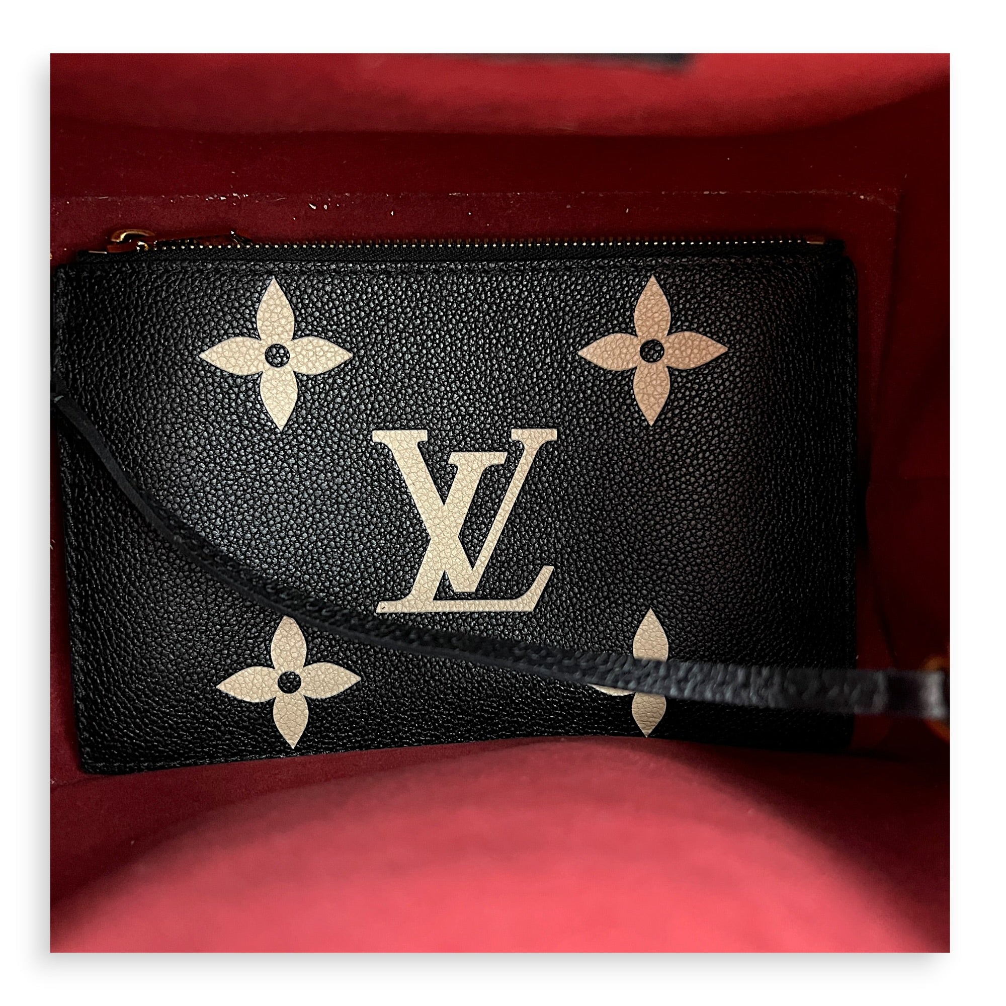 NeoNoe Shoulder Bag MM Black in Monogram Empreinte Leather, Gold hardware
