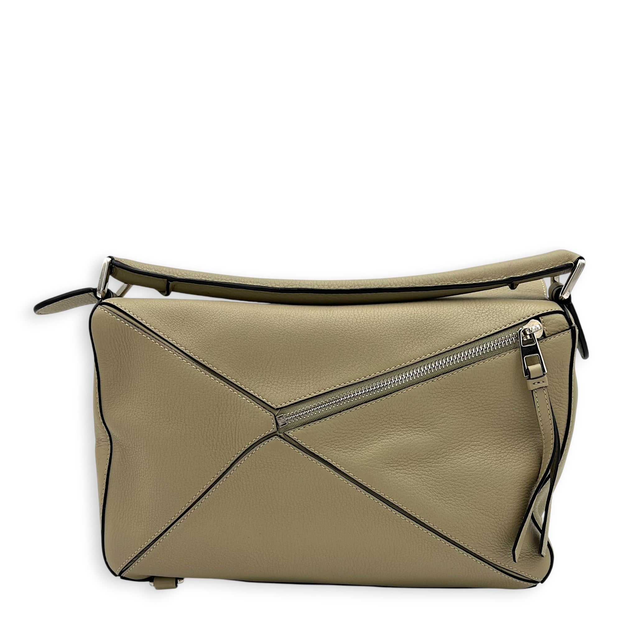 Puzzle Shoulder Bag Medium Beige in Calfskin, Silver hardware