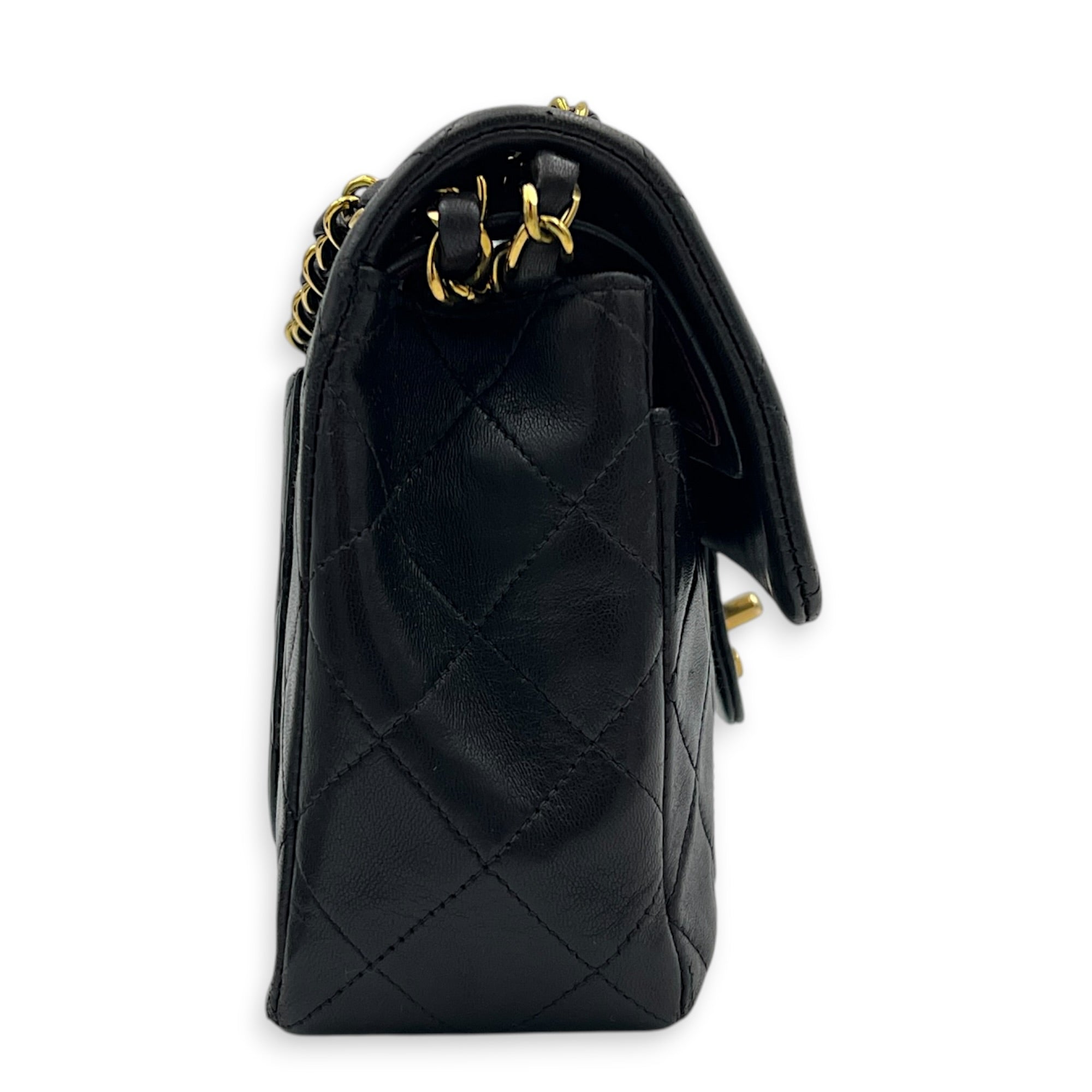 Classic Double Flap Shoulder Bag Small Vintage Brown in Lambskin, Gold hardware
