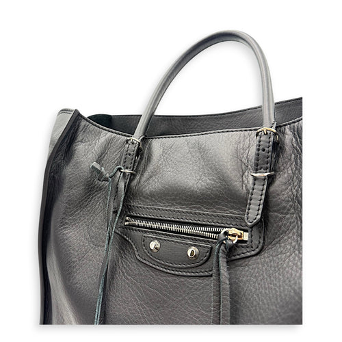 Papier Top Handle Bag Noir in Lambskin, Silver hardware