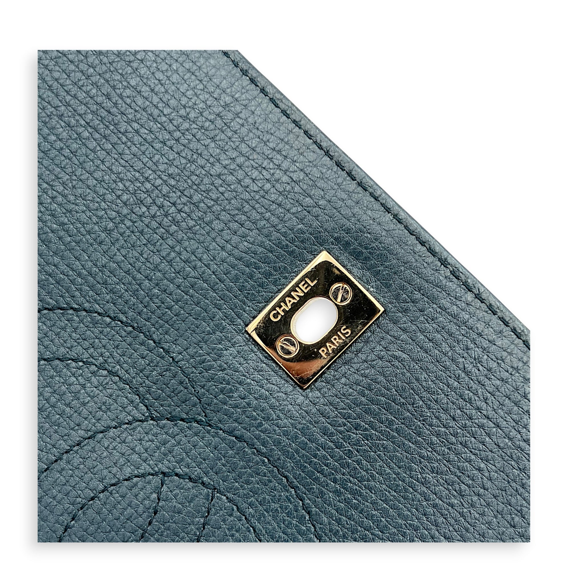 Chevron Statement Flap Shoulder Bag Metallic Blue in Caviar Leather, Gold hardware