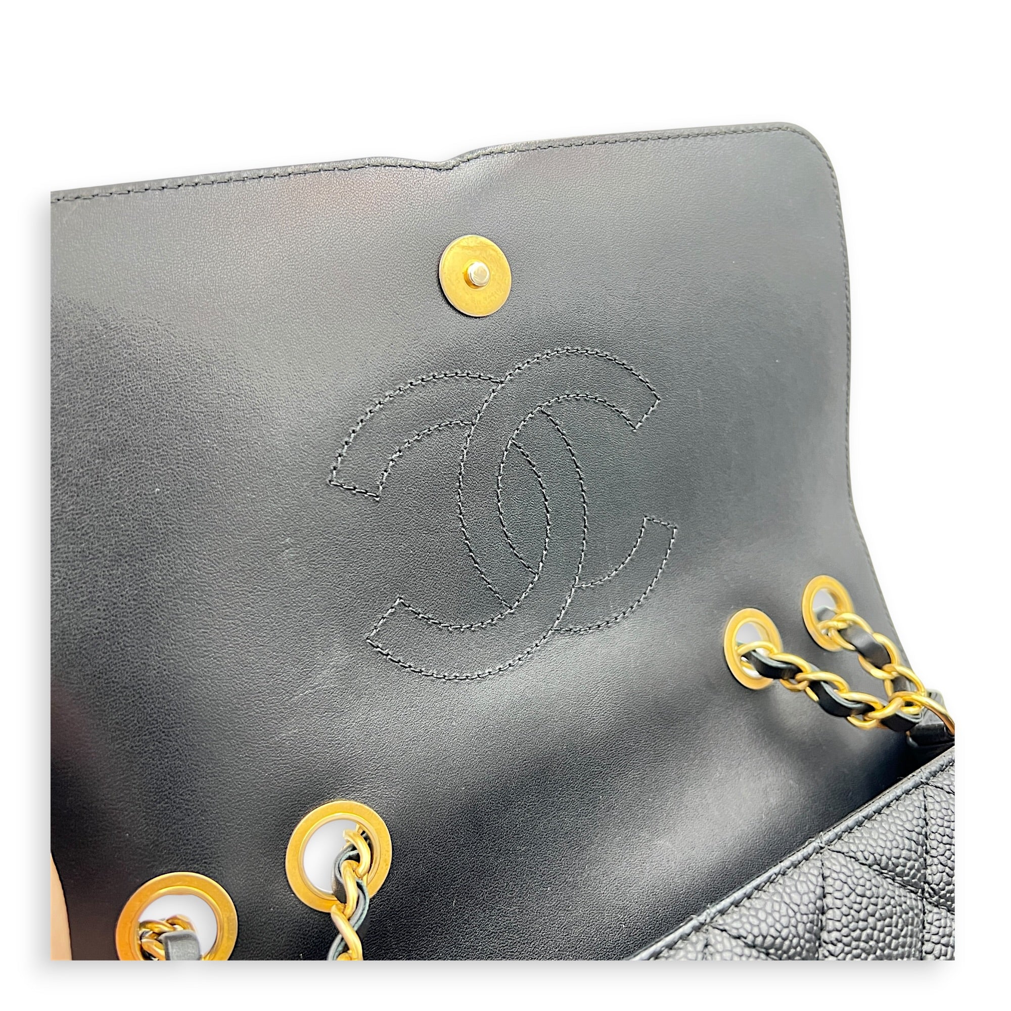 CC Filigree Shoulder Bag Black in Caviar Leather, Gold hardware