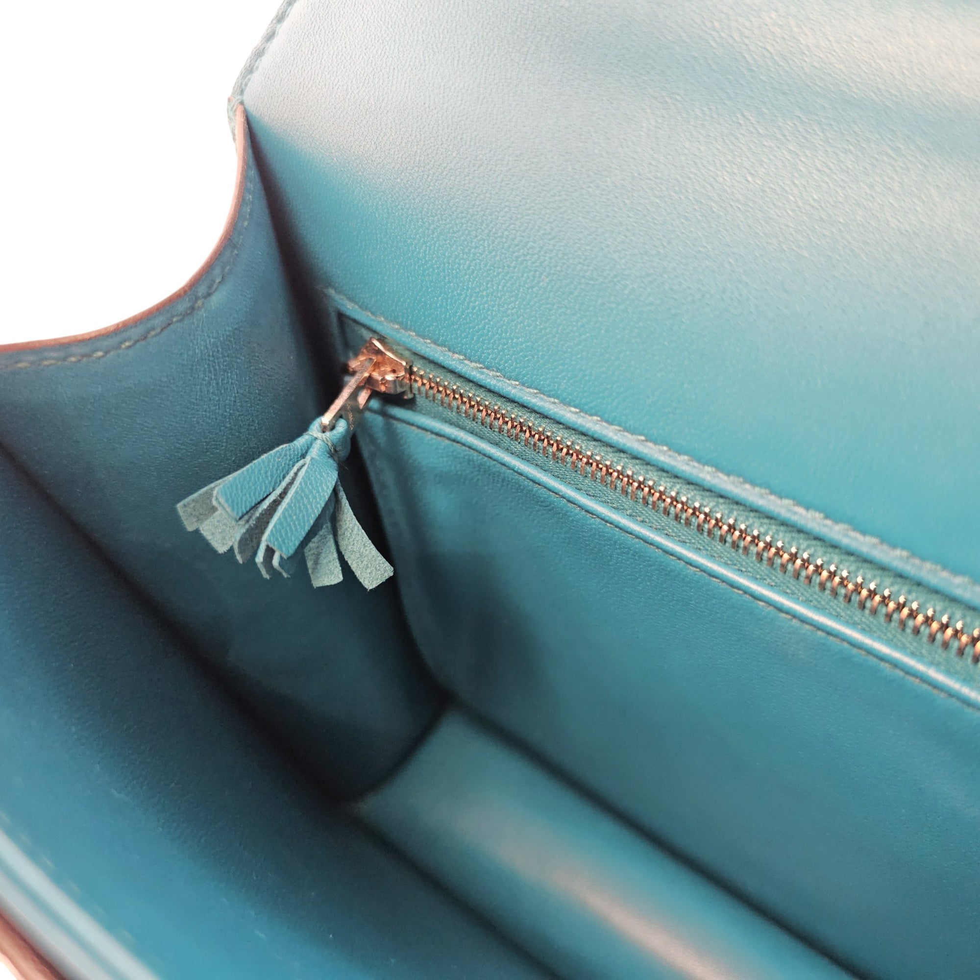 Constance 24 Bleu Colvert in Shiny Alligator Palladium hardware