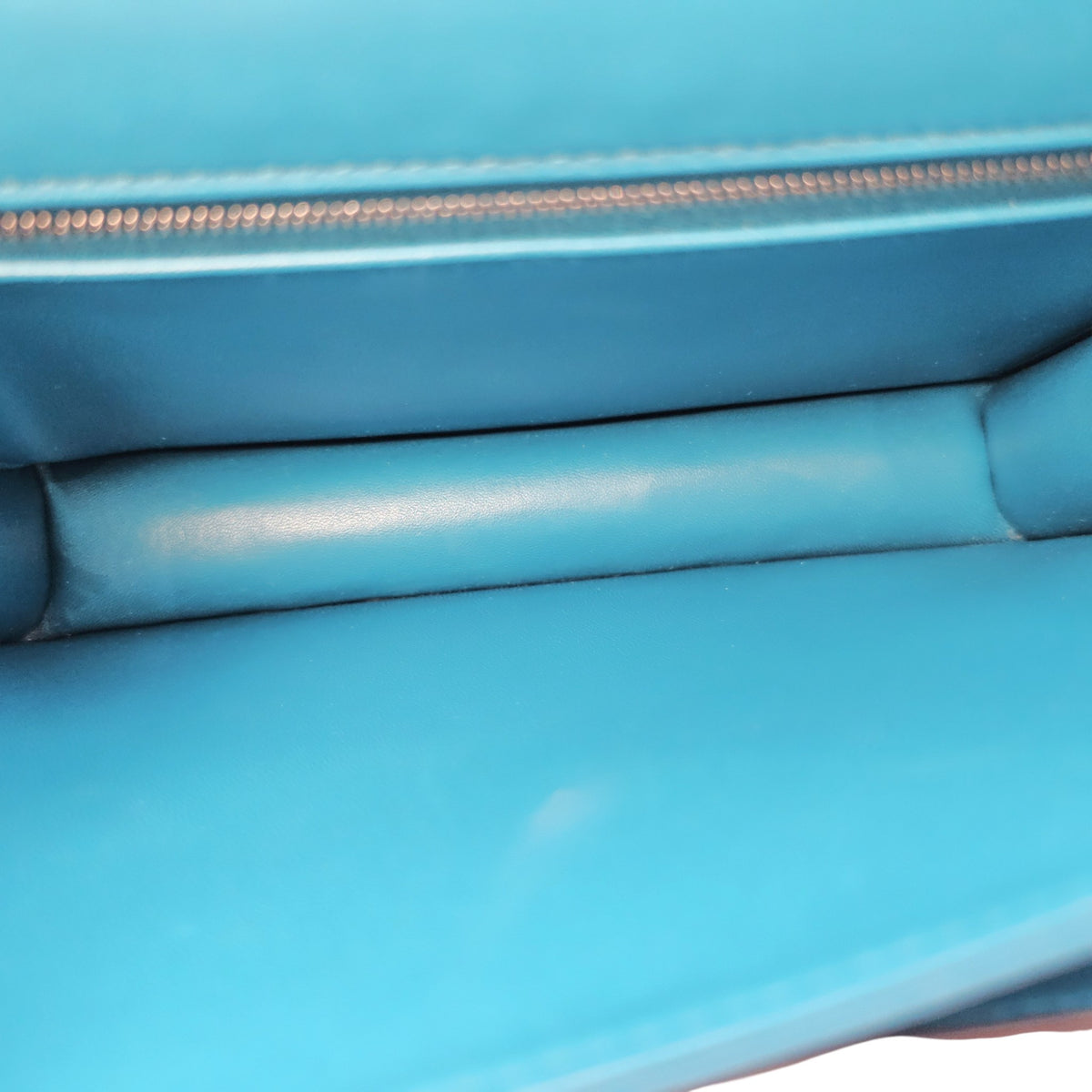 Constance 24 Bleu Colvert in Shiny Alligator Palladium hardware
