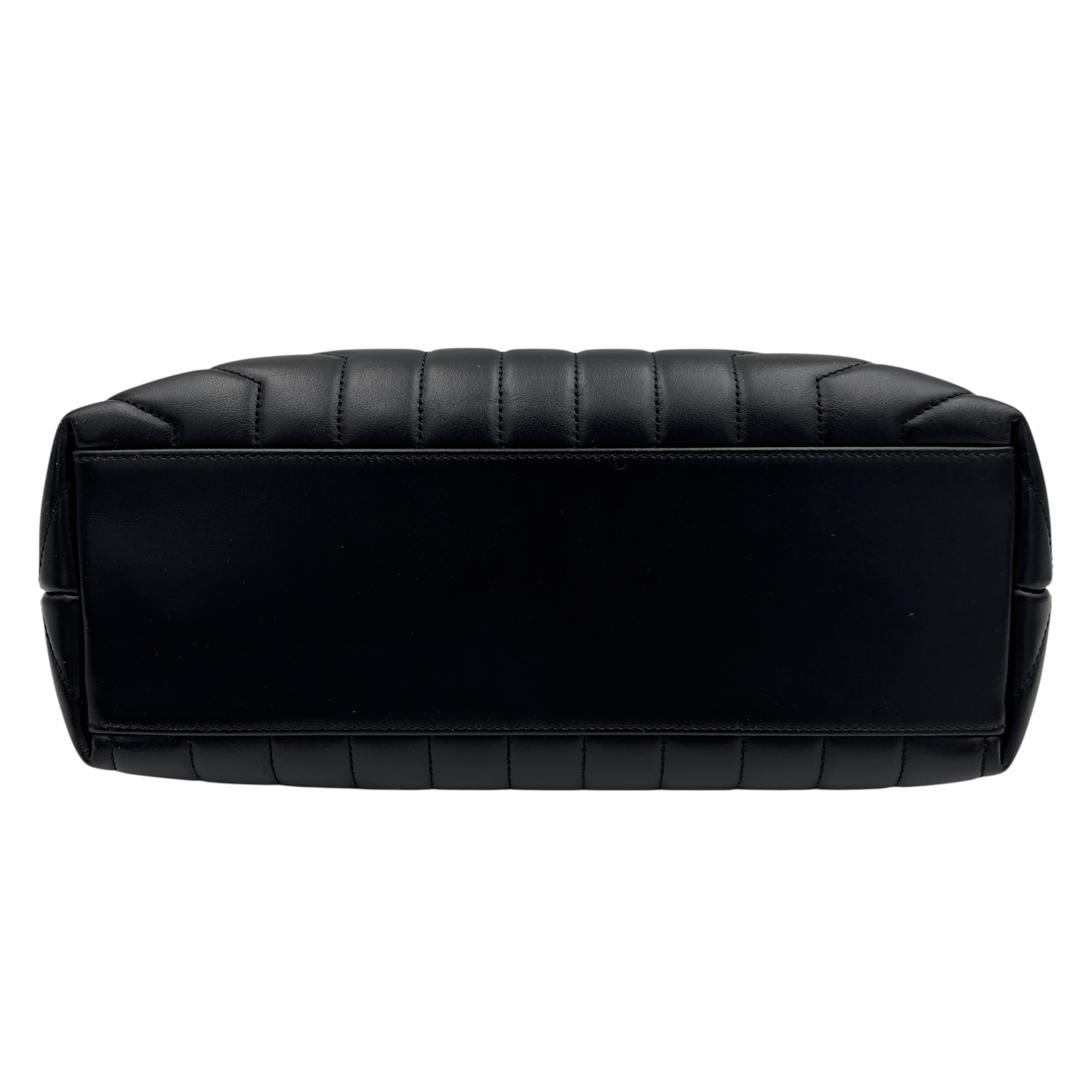 Saint Laurent Loulou Shoulder Bag Medium Black in Calfskin, Silver hardware_5