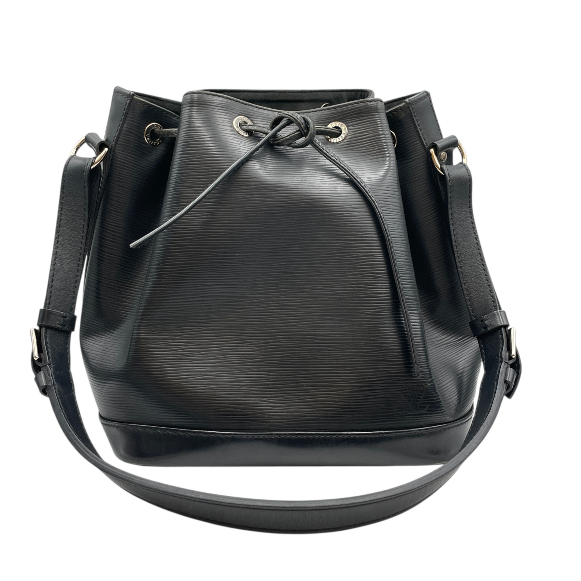 Petite Noe Black Shoulder Bag in Epi Leather, Silver hardware