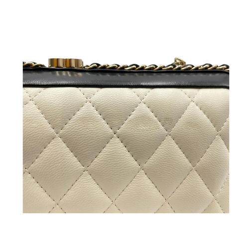 Quilted Chain Round White/Black Crossbody Bag in Lambskin, Gold hardware