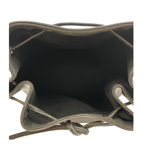 Petite Noe Black Shoulder Bag in Epi Leather, Silver hardware