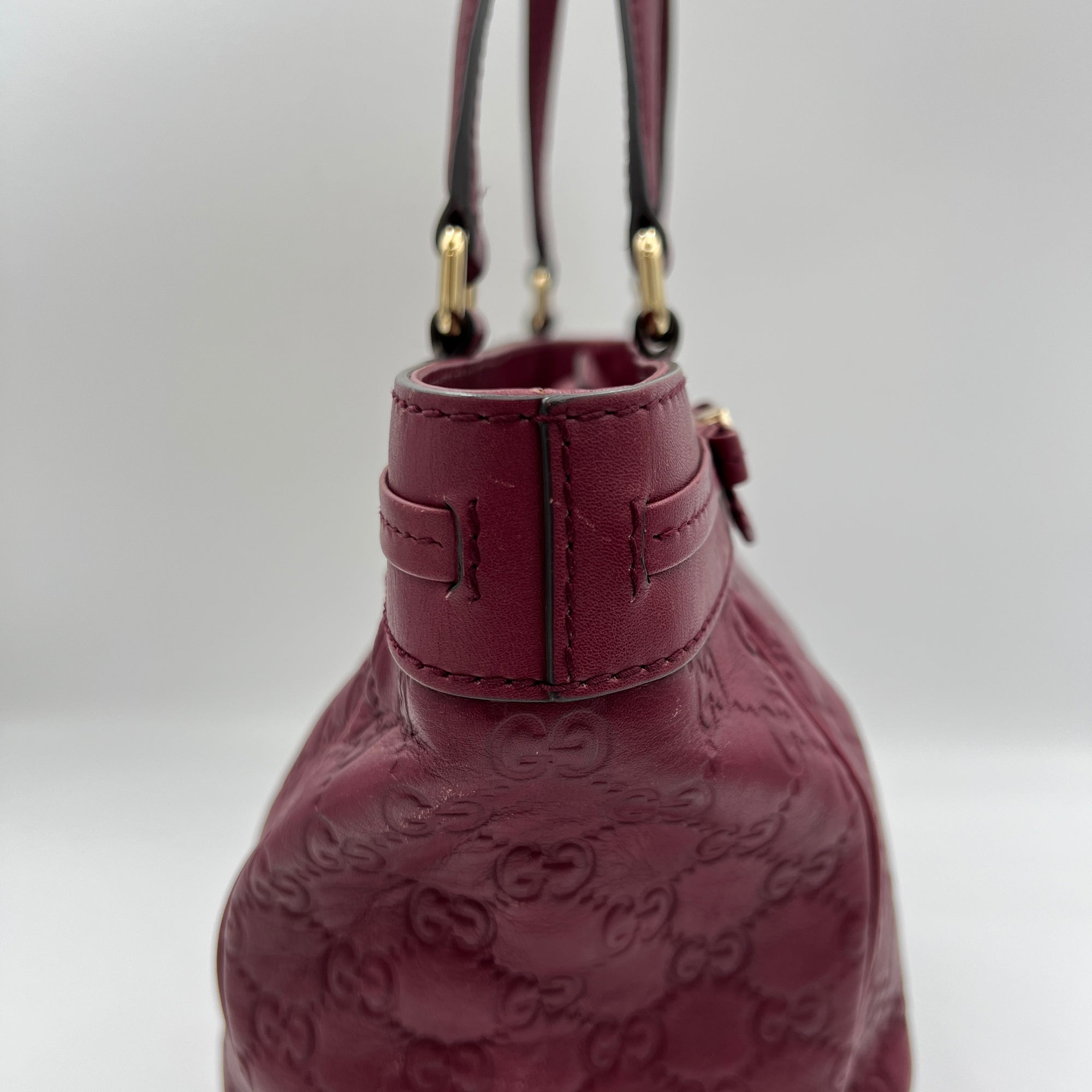 Mayfair Maroon Top Handle Bag in Guccissima Leather, Light Gold hardware