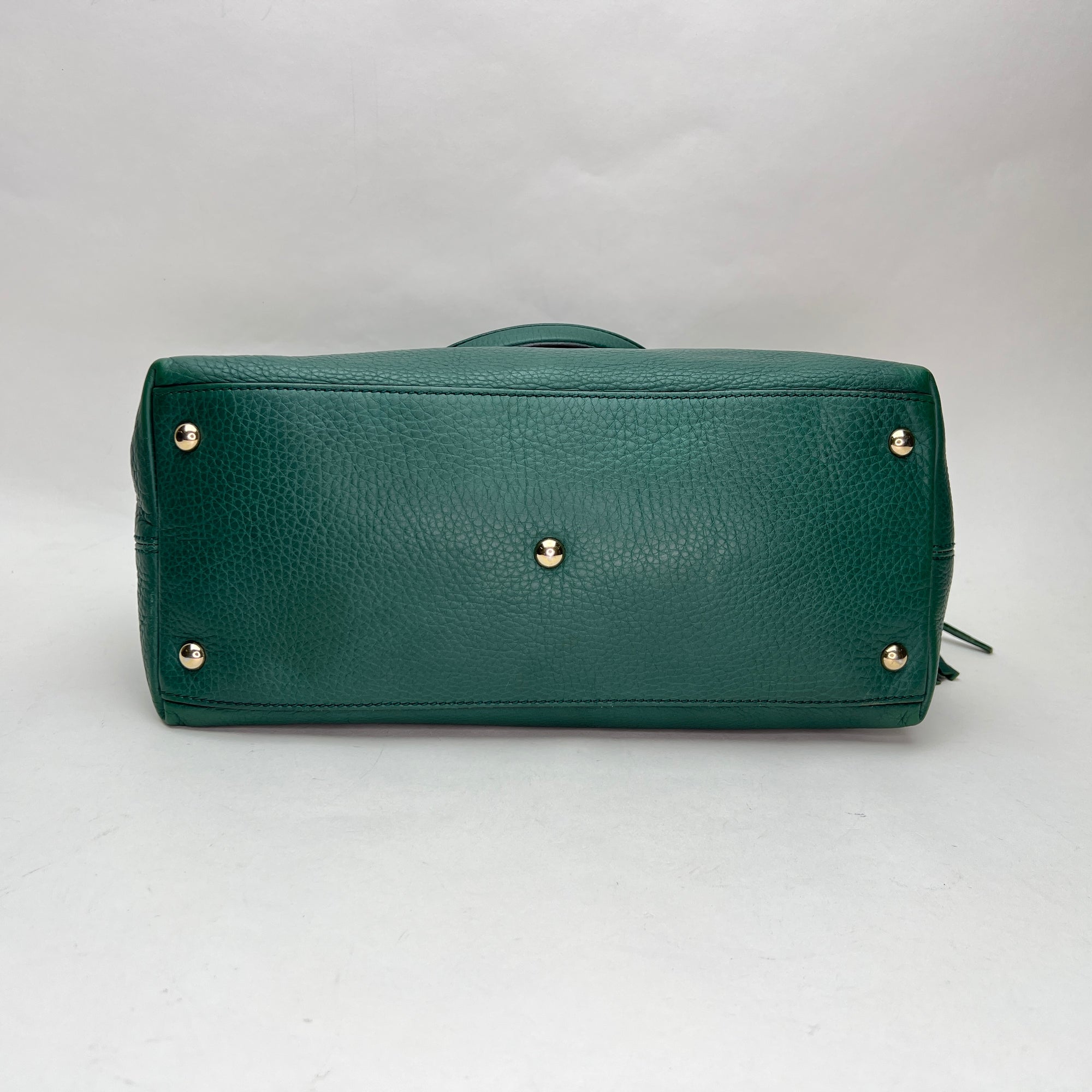 Soho Green Top Handle Bag in Calfskin, Gold hardware