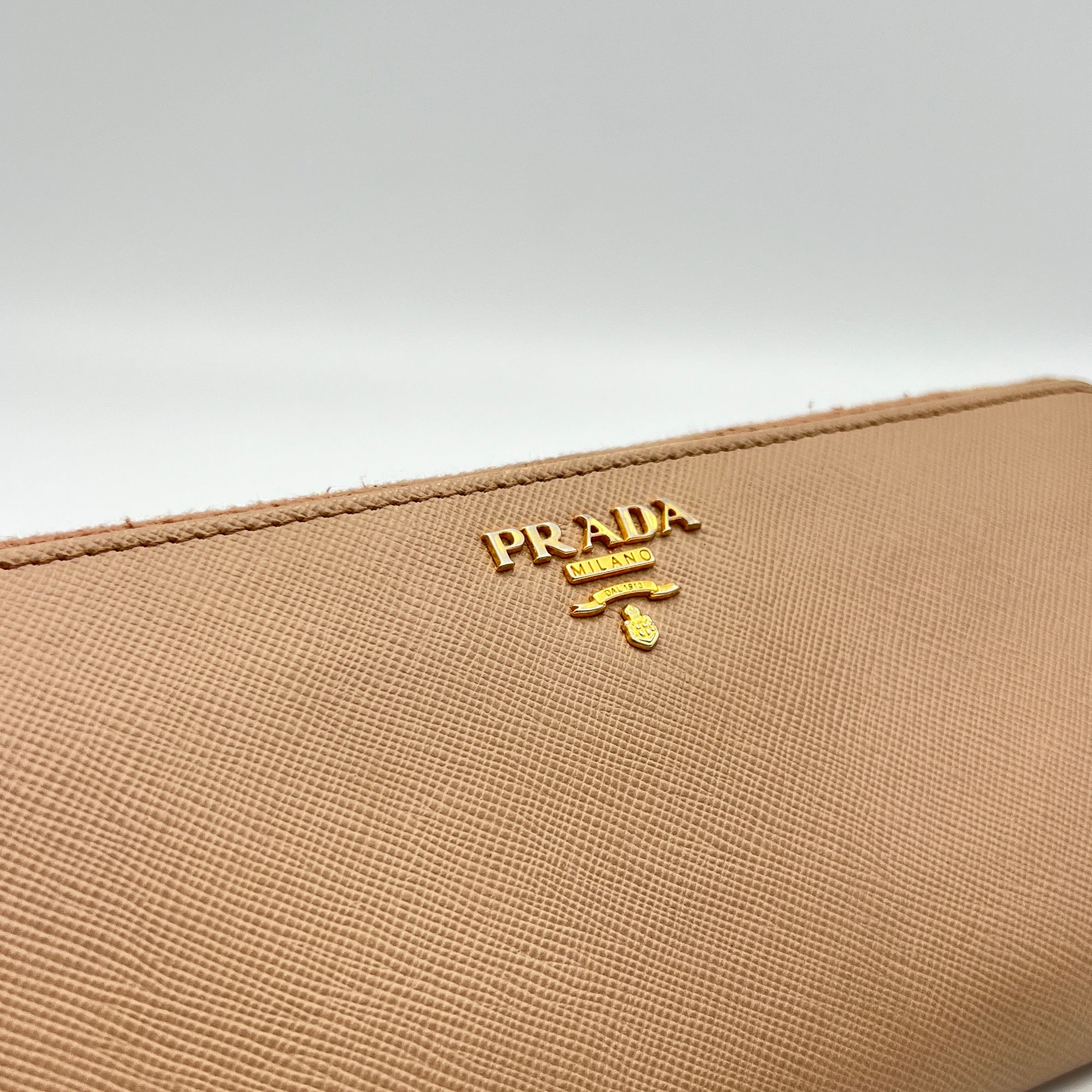 Logo Long Beige Wallet in Saffiano Leather, Gold hardware