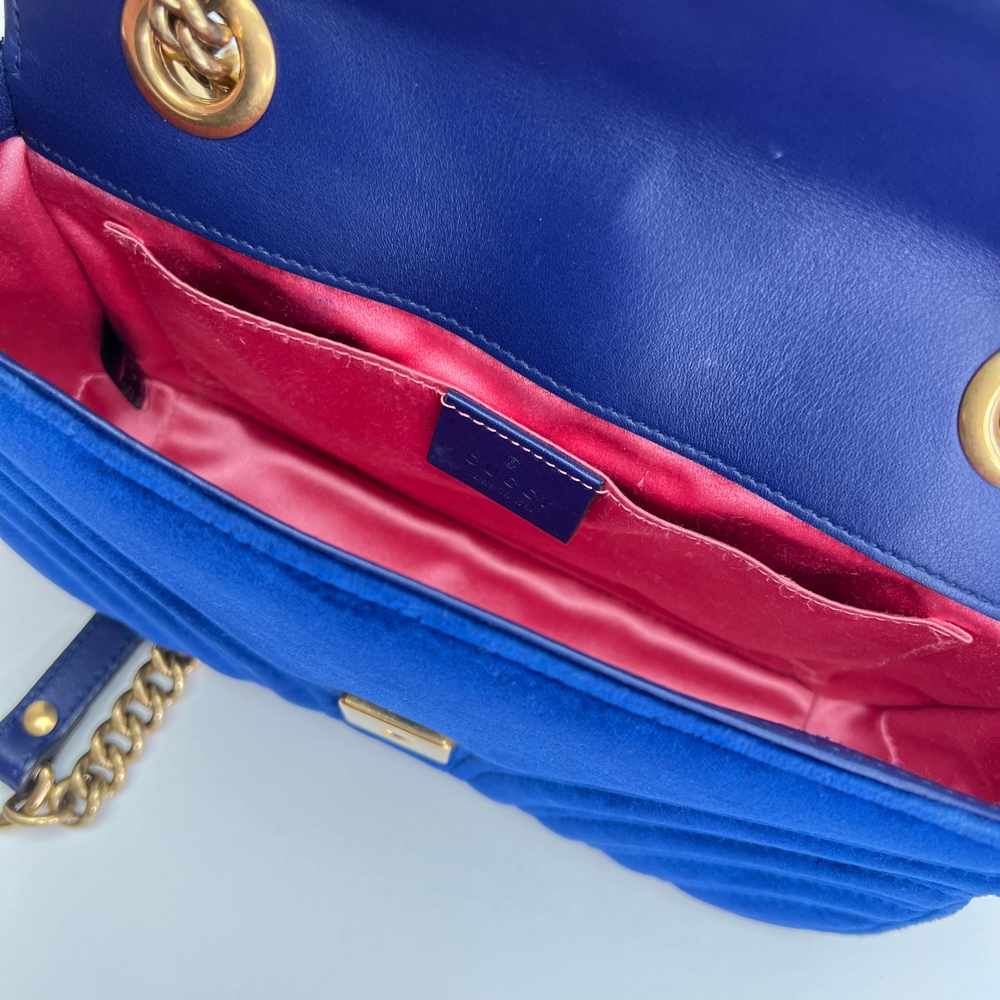 GG Marmont Mini Blue Crossbody Bag in Velvet, Gold hardware