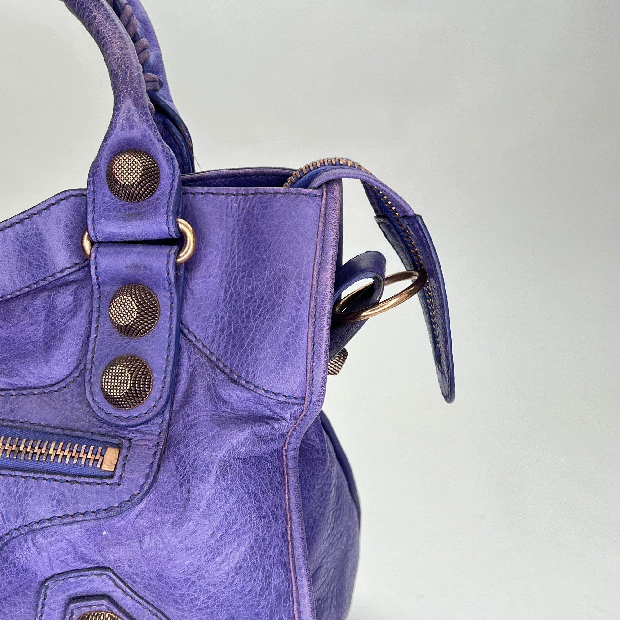 Medium City Medium Purple Shoulder Bag in Lambskin, Gold hardware