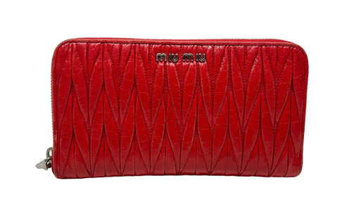 Matelasse Red Wallet in Goat Leather, Silver hardware