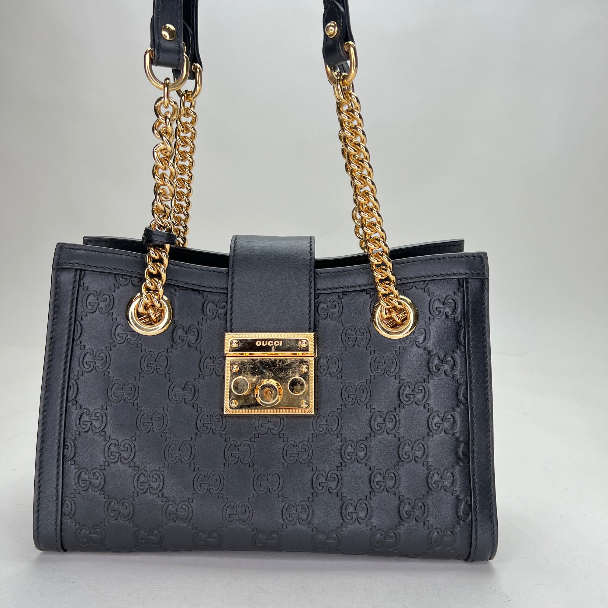 Padlock Small Black Shoulder Bag in Guccissima Leather, Gold hardware