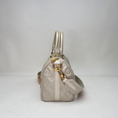 Speedy Valentines Day 22 White Top Handle Bag in Monogram Empreinte Leather, Gold hardware