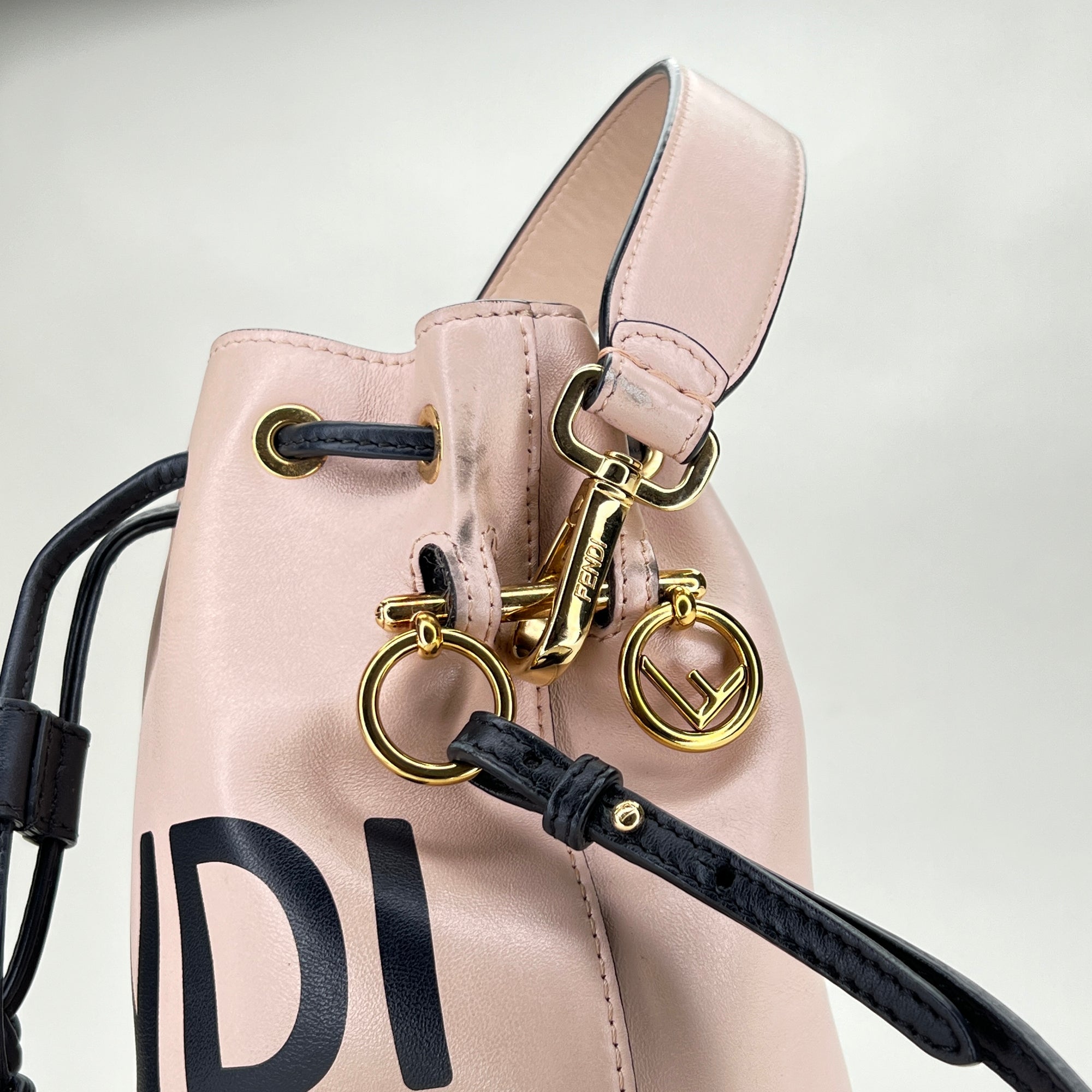 Mon Tresor Mini Pink Bucket Bag in Calfskin, Gold hardware