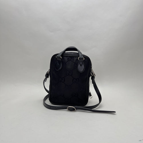 OFF THE GRID Black Crossbody Bag in Nylon, Silver hardware