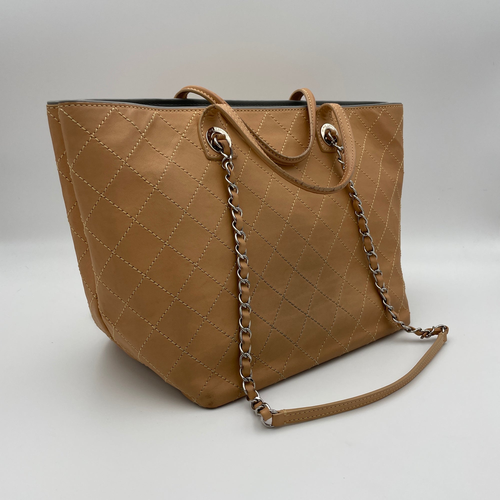 CC Quilted Shopping Tote Beige Tote Bag in Calfskin, Silver hardware