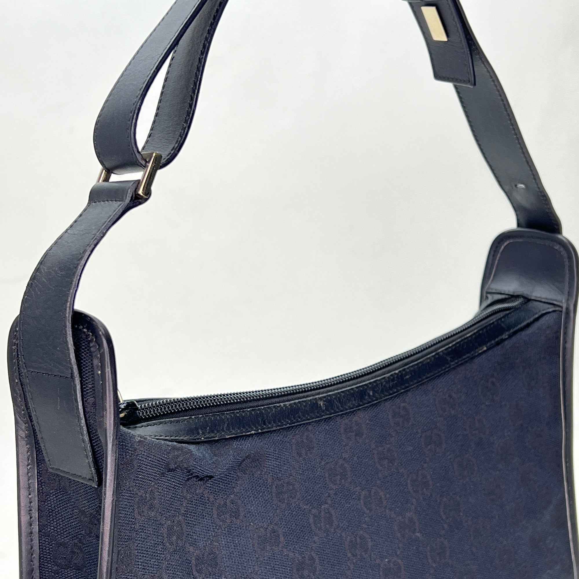 GG Navy Shoulder Bag in Canvas, Silver hardware