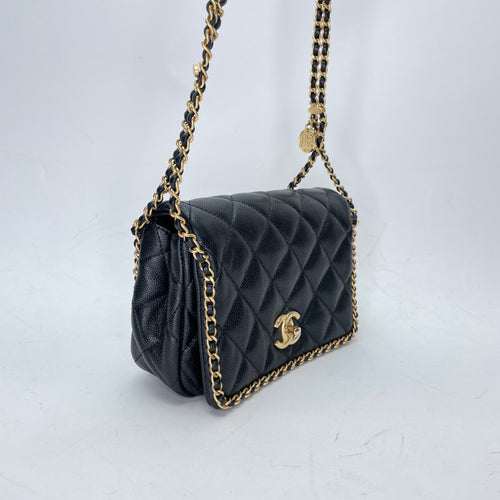 22K Chain Black Shoulder Bag in Caviar Leather, Gold hardware