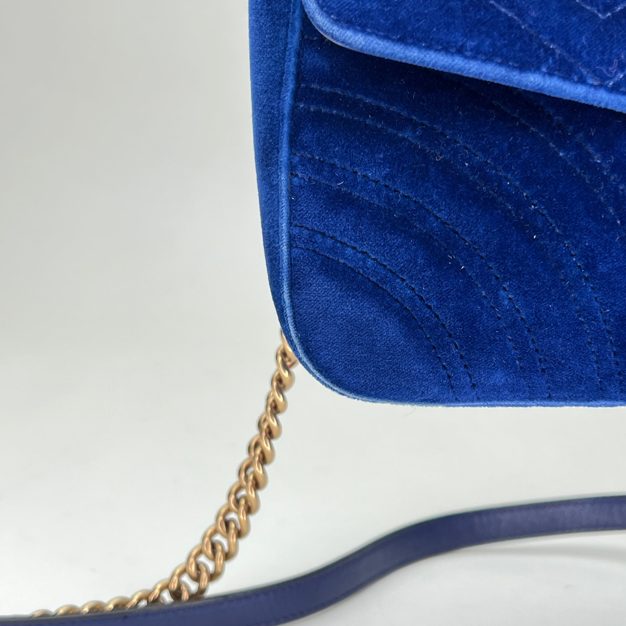 Marmont Small Blue Shoulder Bag in Velvet, Gold hardware