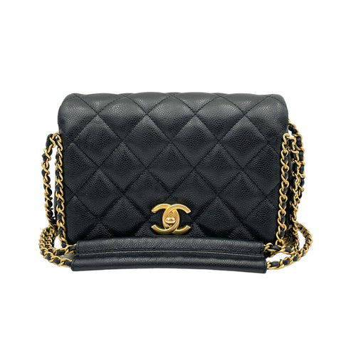 22K Chain Black Shoulder Bag in Caviar Leather, Gold hardware