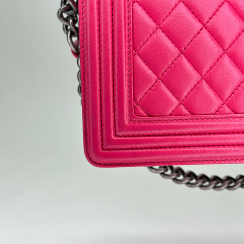 Boy Large Pink Shoulder Bag in Calfskin, Ruthenium hardware