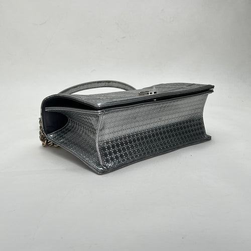 Diorama Medium Silver Shoulder Bag in Calfskin, Silver hardware