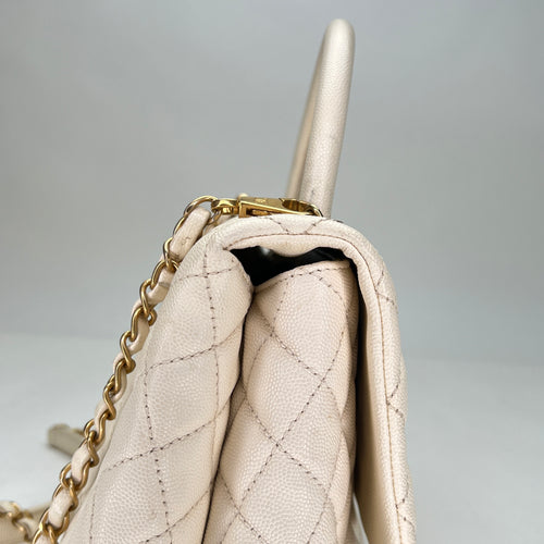 Coco Medium Beige Top Handle Bag in Caviar Leather, Gold hardware