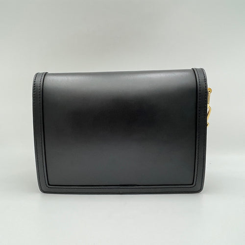 Dauphine MM Black Shoulder Bag in Calfskin, Gold hardware