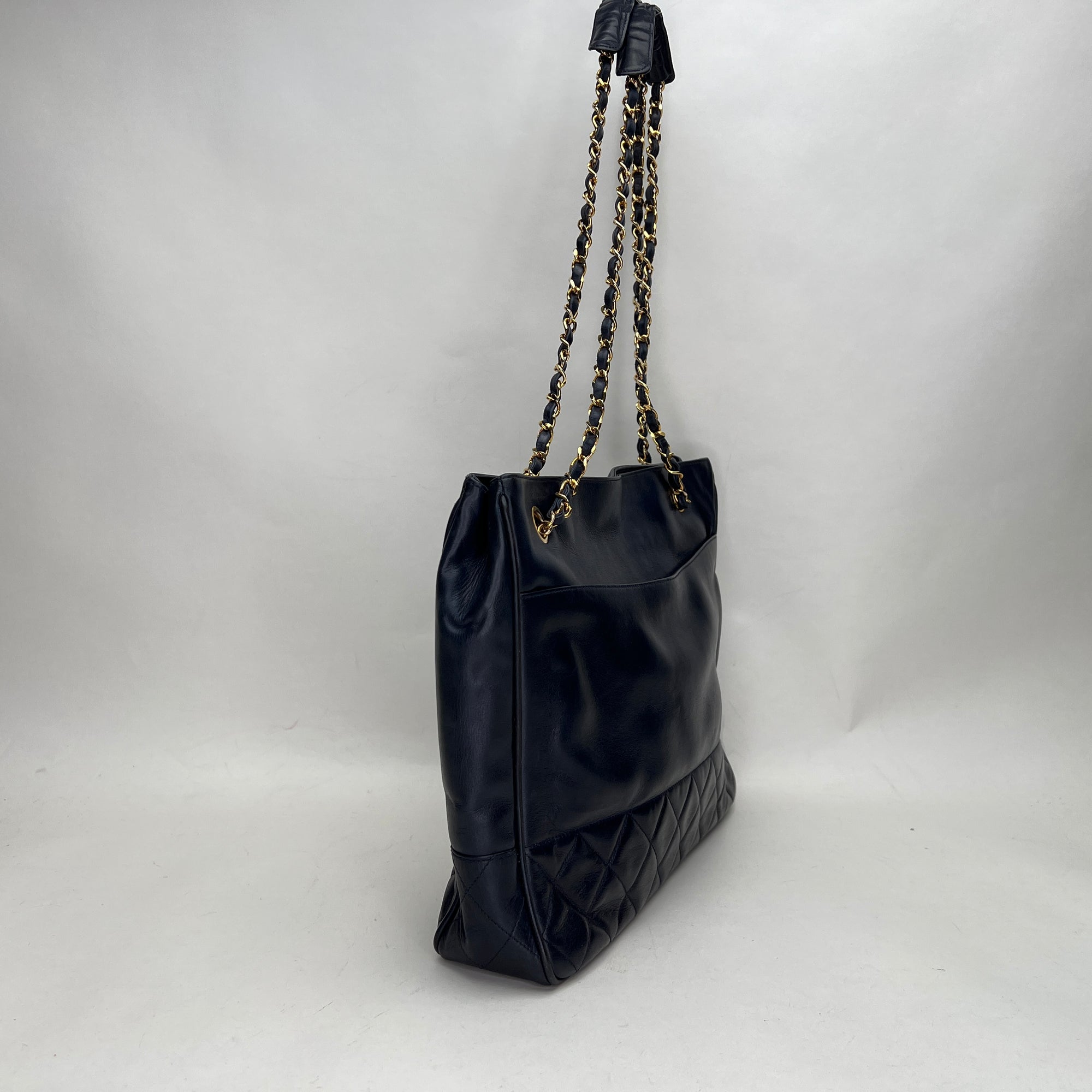 Vintage Quilted Chain Navy Tote Bag in Lambskin, Gold hardware