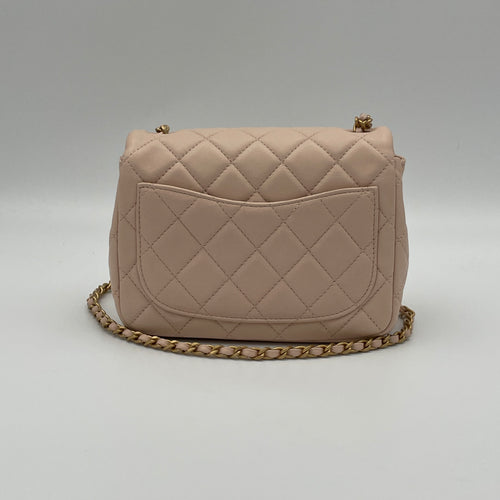 Pearl Crush Pink Crossbody Bag in Lambskin, Gold hardware