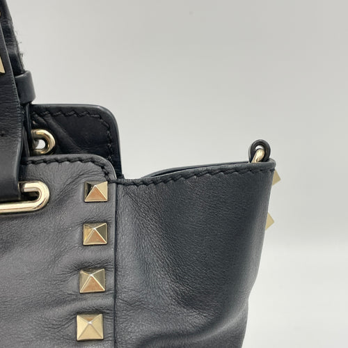 Rockstud Black Top Handle Bag in Calfskin, Silver hardware